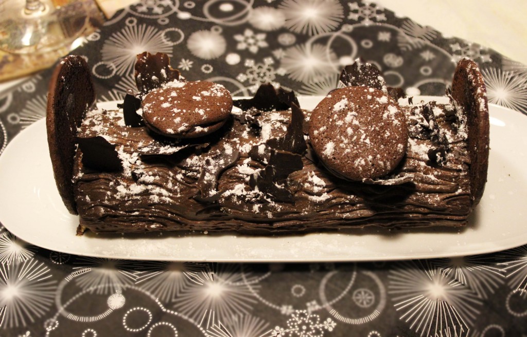 Bûche de Noël au chocolat et fruits de la passion façon Pierre Hermé Buche-de-noel3-2013