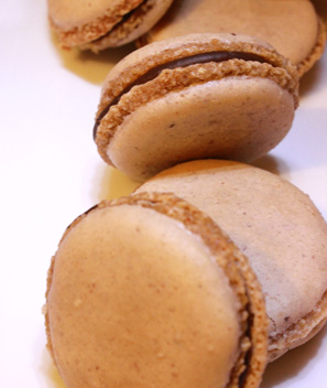 Macarons chocolat violette