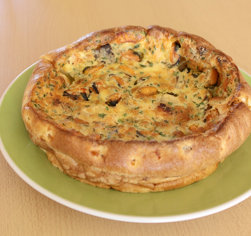 Quiche au thon, moules et curry