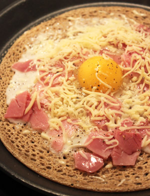 Galette-bretonne-jambon-fromage-oeuf-accueil