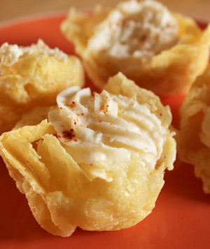 Panier de parmesan, chantilly de parmesan au piment d’espelette